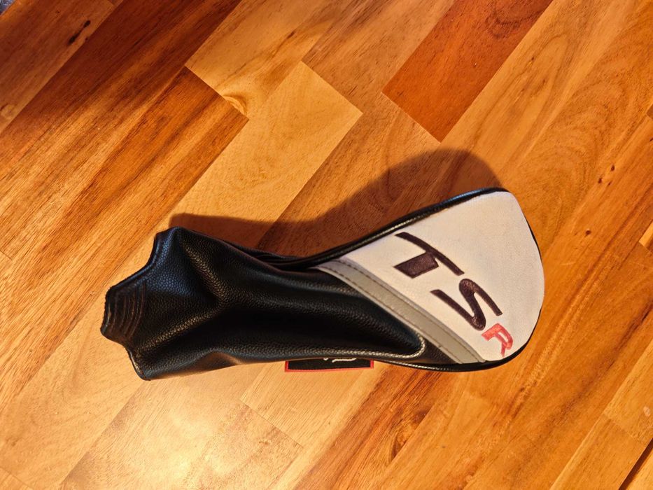Híbrido Titleist Tsr2