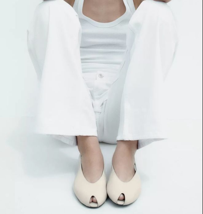 Туфлі-слінгбеки від Zara