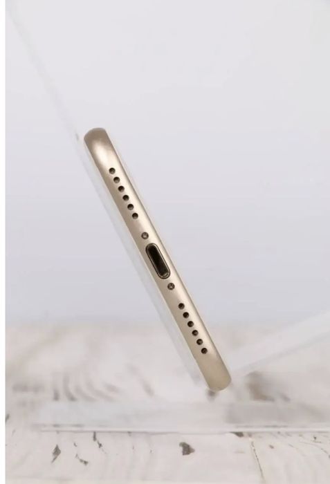 Продам Apple iPhone 7  32GB