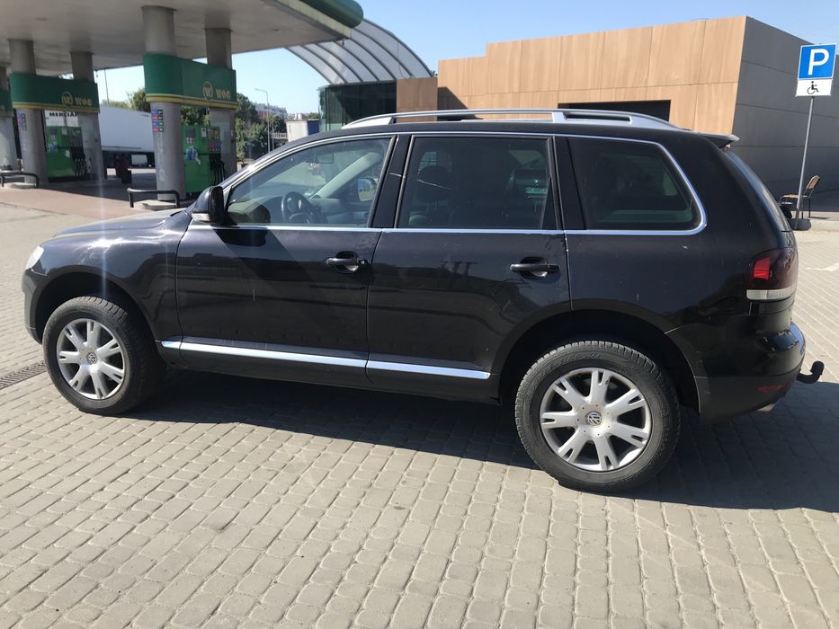 Фольцваген Таурег .3.0 дизель.Автомат