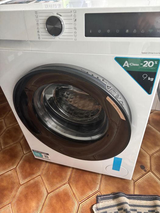 Máquina de lavar roupa nova