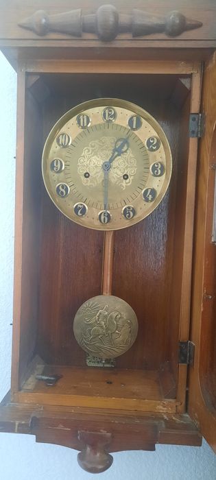 Часы настенные ручной работы 1978 г. и 50х гг. Состояние люкс.