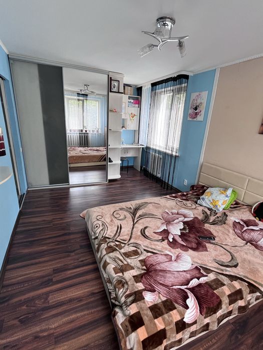 Продам 3 комнатну квартиру