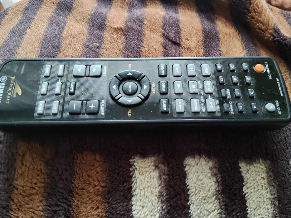 Yamaha pianocraft RX-E 600 MK2 .CDX-E 400