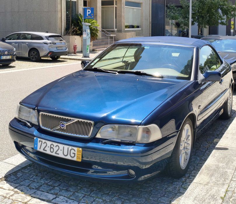 Volvo C70 — fotografia 12
