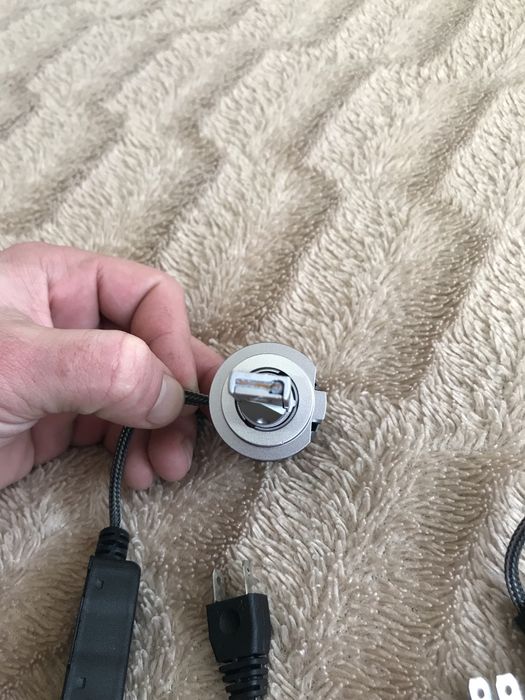 LED-лампи повністю робочі