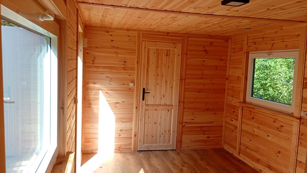 Domek drewniany mobilny ocieplony , całoroczny , angielski 3x7