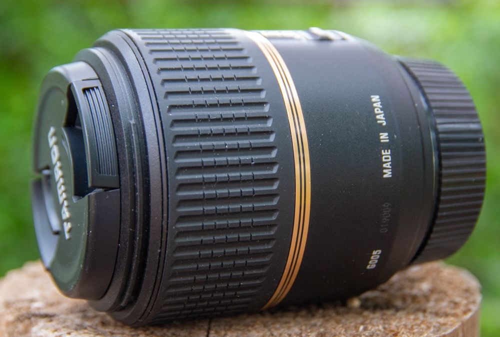 Об'єктив до дзеркальних камер Nikon Tamron  60 mm f 2 macro