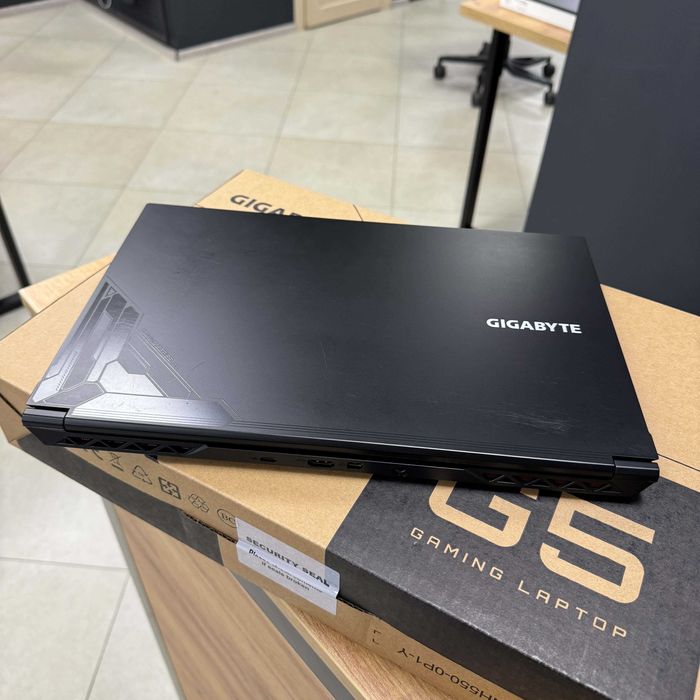 Ігровий GigaByte G5 MF - 144 Гц/i5 12500H 12 ядер/RTX 4050 6 GB/16 GB
