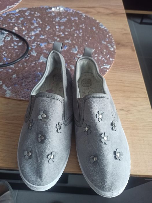 Trampki tenisówki wsuwane cool Club rozm. 33