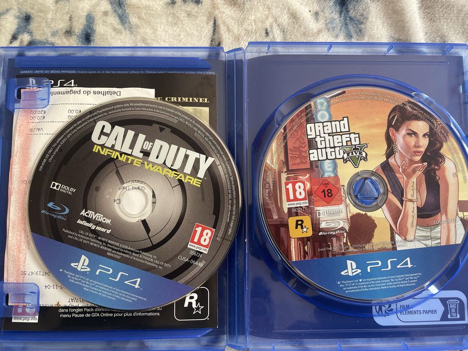 Playstantion 4 slim com 4 jogos