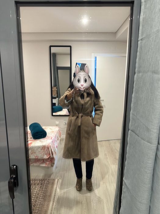 Fantastico casaco em pele verdadeira