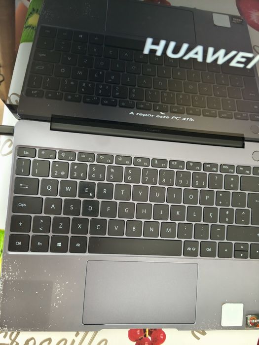 Huawei MateBook 13 HN-W29R