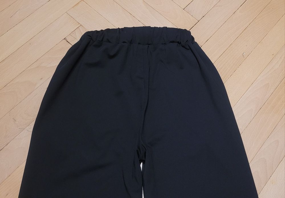 Spodnie damskie materiałowe dresowe gumka w pasie Rozmiar XS