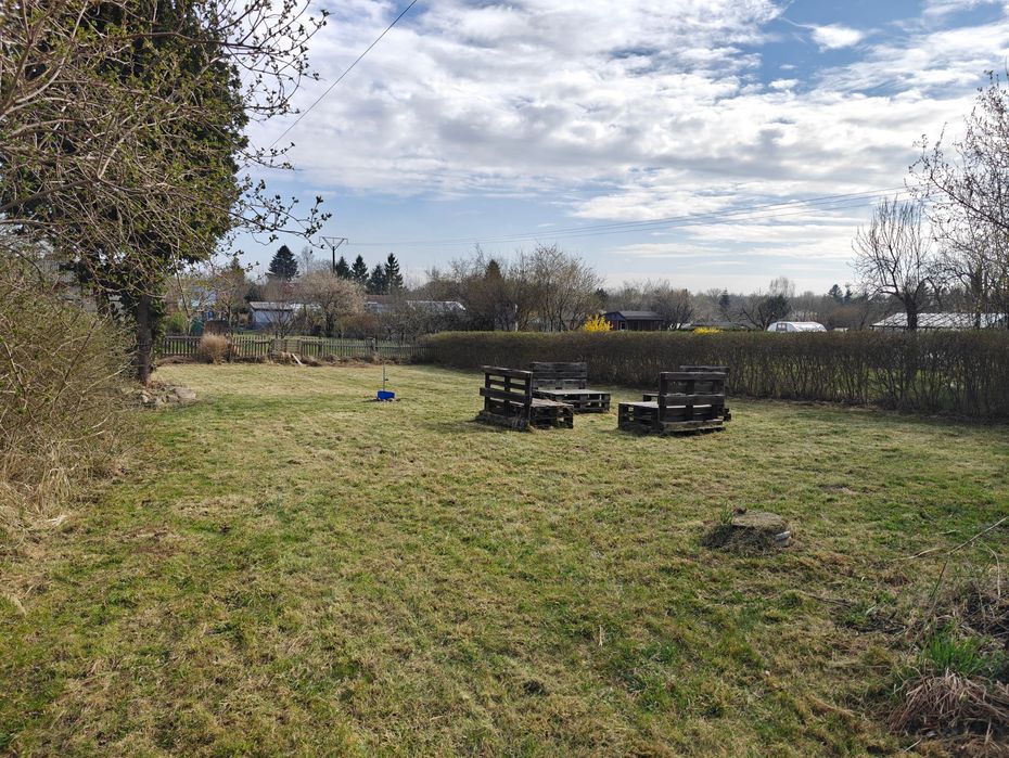 Działka 400m² ROD Camping – Przygotowana do sezonu! Parkowanie pod płotem
