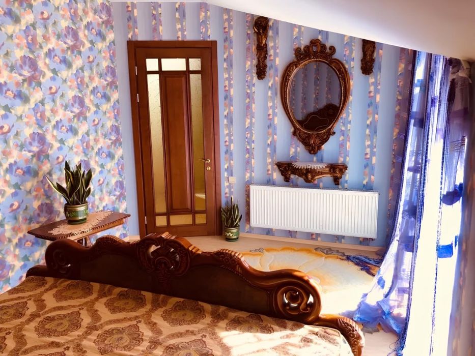 Сдам посуточно стильный дом красивый дворик бассейн 8 фонтана Аркадия