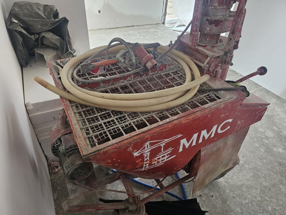 Máquina de Projetar Reboco e Gesso Projetado - Pronta para Trabalhar