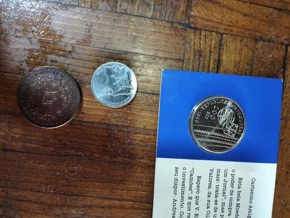 Vendo moedas diversas