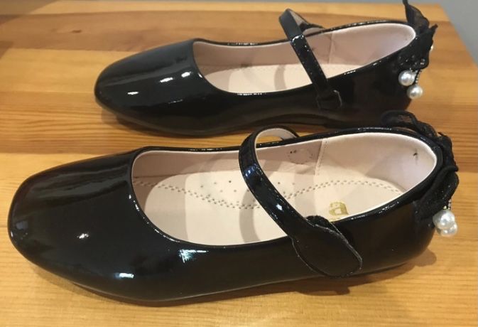 Czarne baleriny lakierki