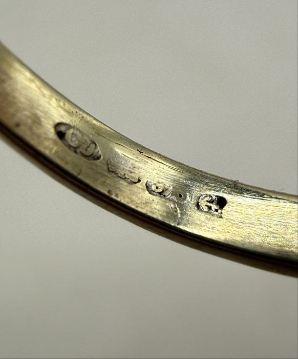 Złoty pierścionek z diamentem 2,7mm