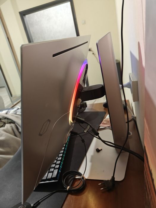 На запчастини Samsung Odyssey G6 Oled 360hz