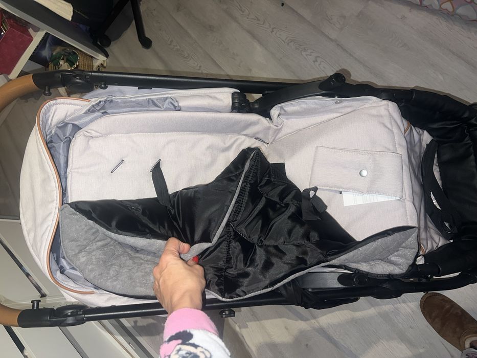 Beautiful Stroller with Shock Absorbers64751304294274125