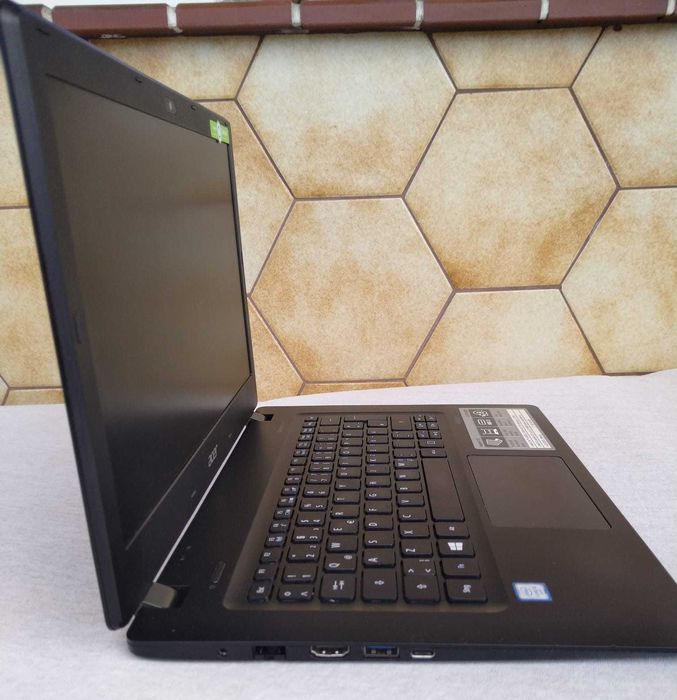 Acer V13 V3-372 13,3"/ i5-6200U/ HDD 512GB/ 8 GB RAM/ Intel HD520