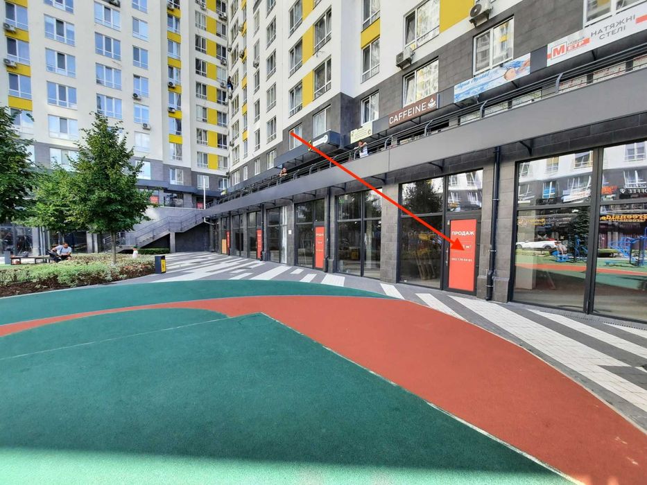 Продам просторе приміщення 141м2. Активний трафік