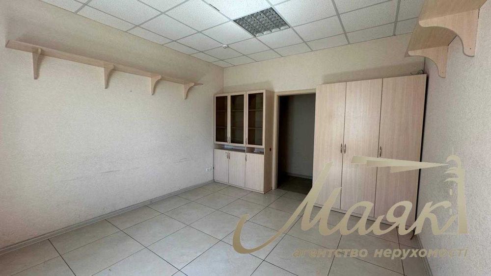 Оренда офісу 230 м², вул. Новокостянтинівська, 1-В, Подільський район,Тараса Шевченка, Почайна