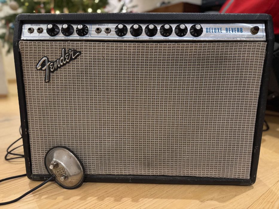 1974 Fender Deluxe Reverb Silverface - MEGA Warszawa Wawer • OLX.pl