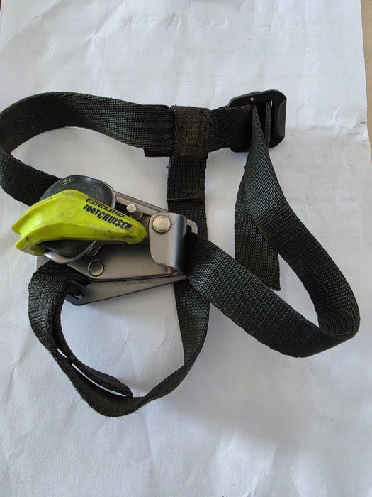 Przyrząd zaciskowy kostkowy Edelrid Foot Cruiser - LEWY