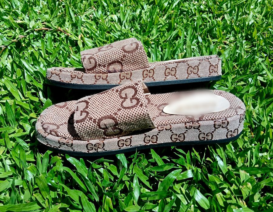 Sandálias / Mules Logótipadas Local, Muitíssimo Confortáveis, Bonitas