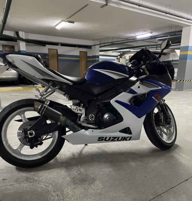 Vendo GSX-R 1000 K5