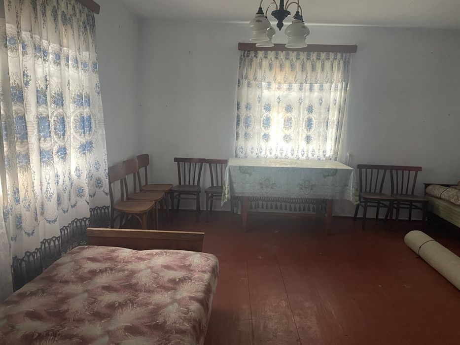 Продаж будинку та земельної ділянки 91 сот. біля лісу в с. Шешори