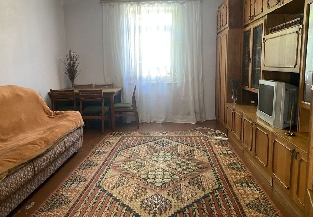 Оренда 2 кім квартири Кармелюка ( Жіночий Монастир)