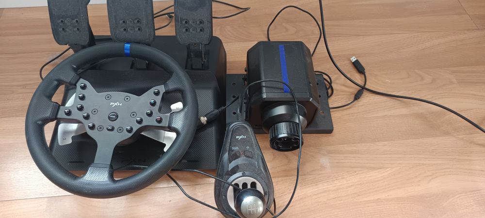 Vendo volante PXN-V99