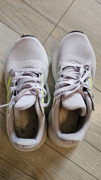 Buty Adidas rozm .38 cena 40zł