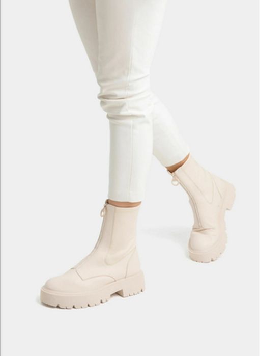 Bershka Непромокаємі черевики