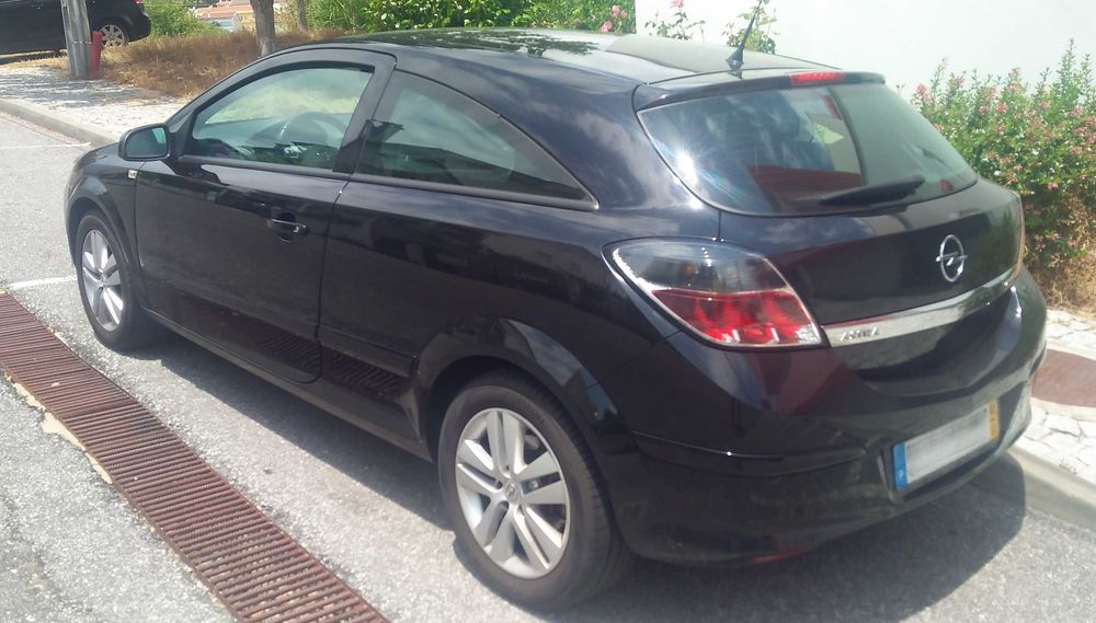 Opel Astra GTC 1.4