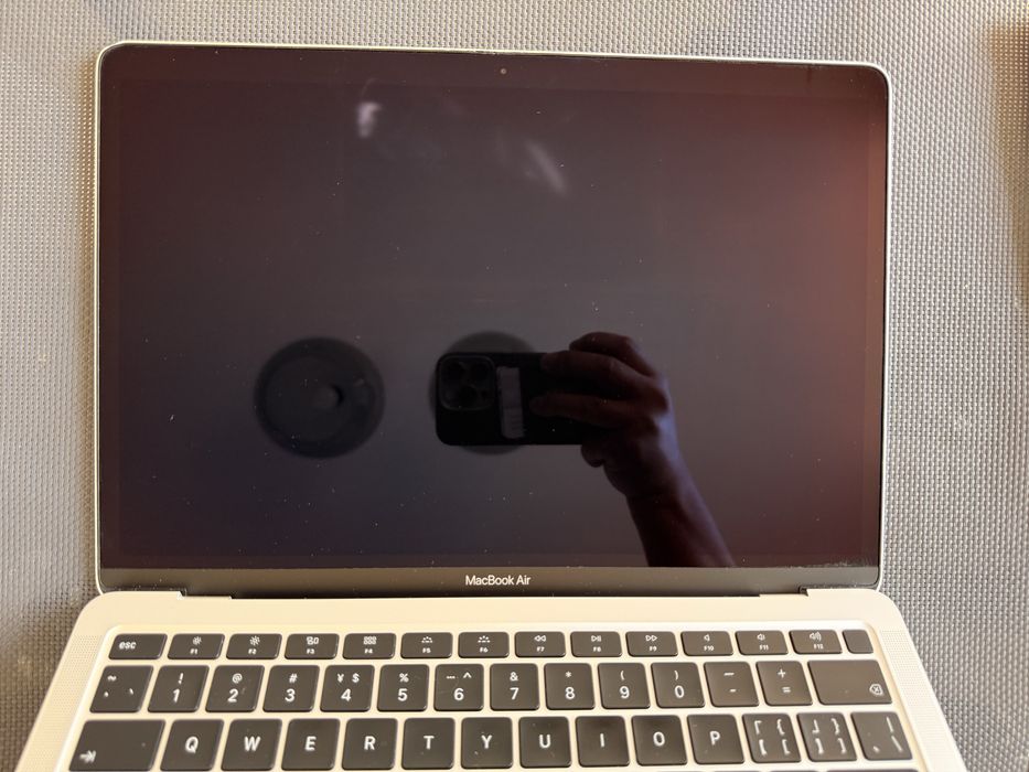 Sprzedam Apple MacBook Air