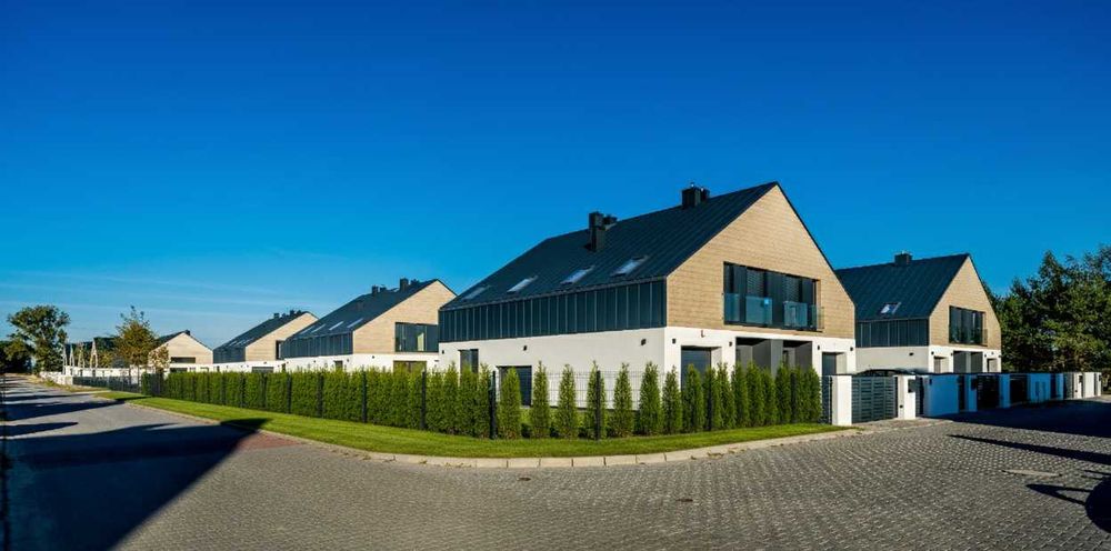 Bliźniak, nowy - deweloperski premium