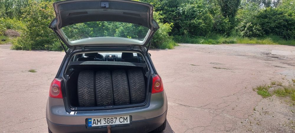 Продам фольксваген гольф 5