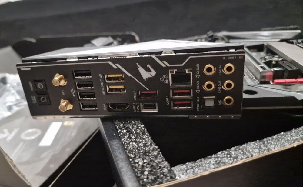 intel 1151 DDR4 i7 9700kf комплект