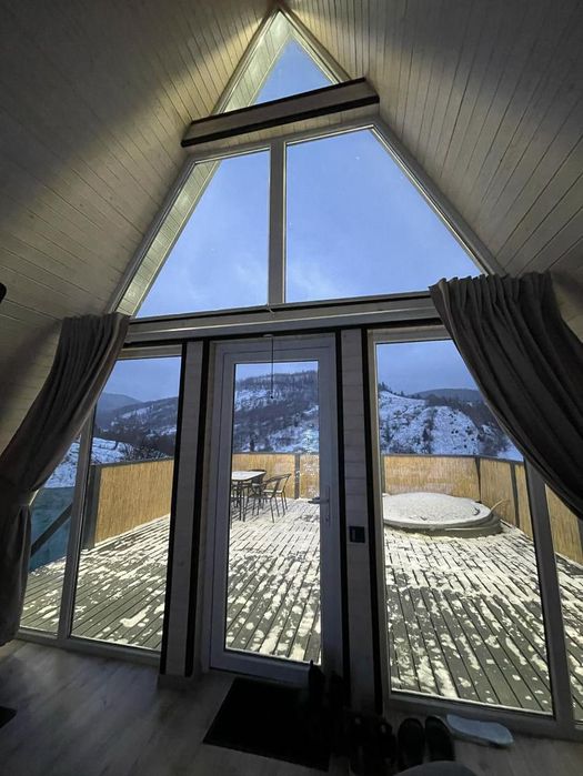 Оренда котеджу в Карпатах з чаном - джакузі