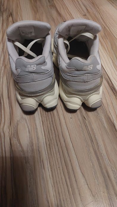 кросівки жіночі New Balance