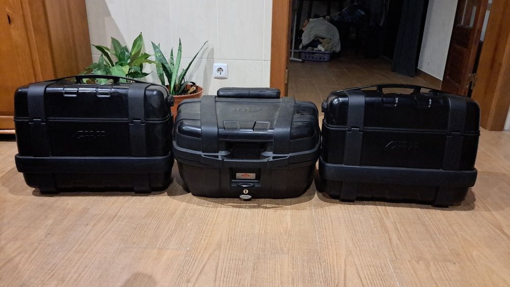 Givi top case + malas laterais