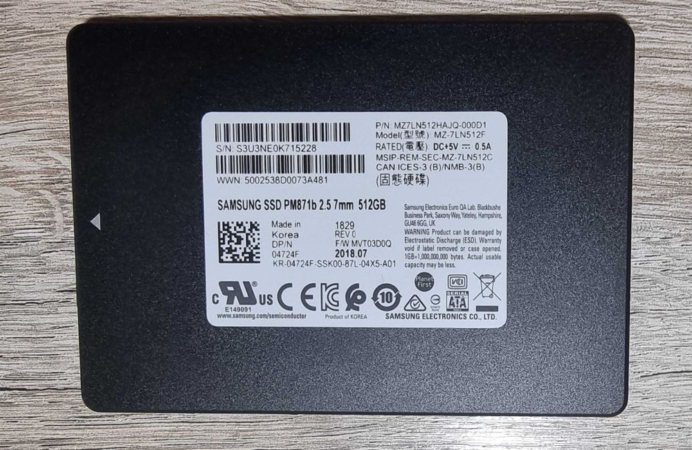 Samsung SSD 512гб 2,5" здоров"я 100%