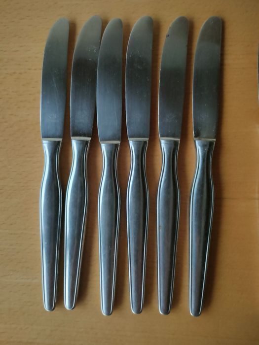 Conjunto de talheres inox.