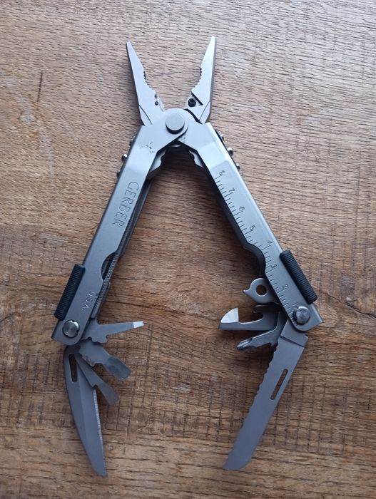 Gerber MP 600 multitool