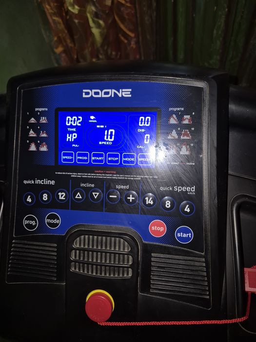 Passadeira de Corrida Elétrica Doone — Excelente Estado